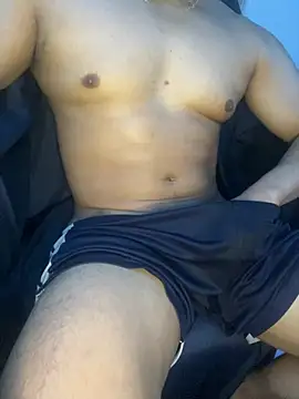 safum-Cloudy live cam on StripChat