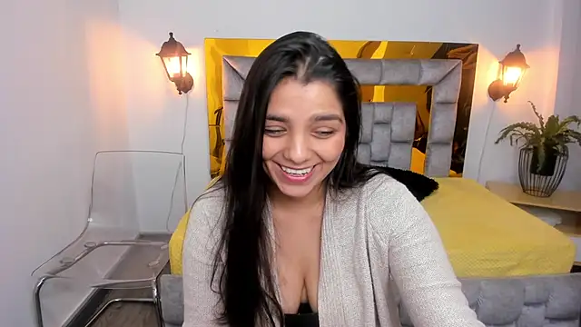 issa__nassar live cam preview
