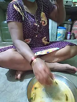 Tamilselviroja- live cam preview