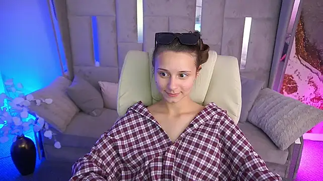 TinyNatalie