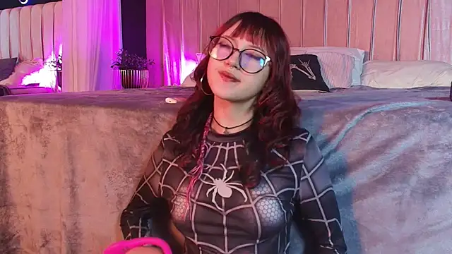 alixx_von_d