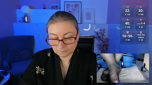 Alexandra_Kind