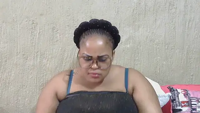 JuicyHoneyXO live cam preview