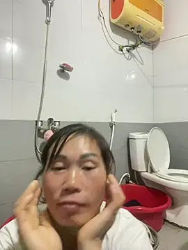 quyquy01 live cam preview