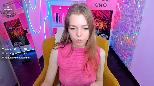 TinaTayylor live cam preview