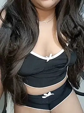 Hot_saumya