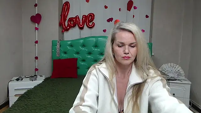 PenelopaMurMiay live cam preview