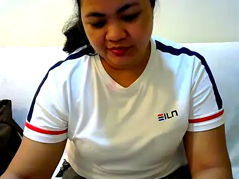 Yummyliza08 live cam preview