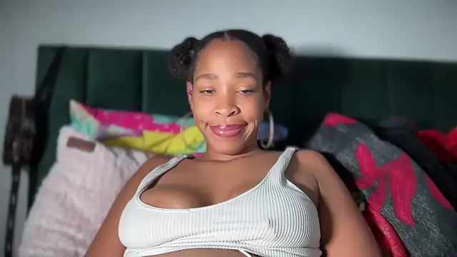 Cum2Charm live cam preview