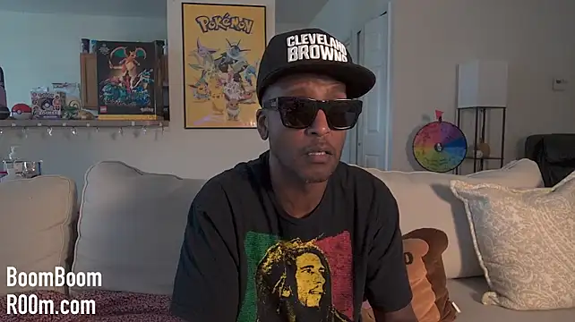boomboomr00m (Ask my age) - Morning Orgasm