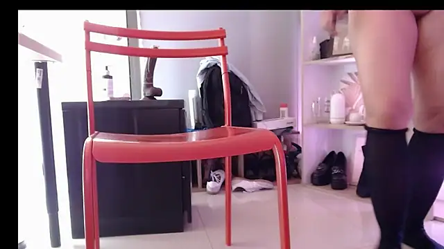 milfsecret69 live cam preview