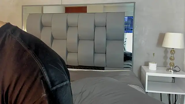 Charlie___Musk live cam preview