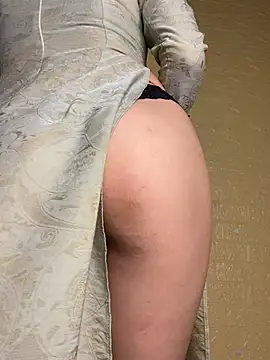 NINA2102