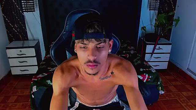 angel_foxc13 (M twink) - Happy Happy Master Angel