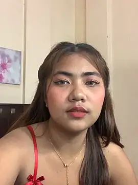 YaraSmith live cam preview