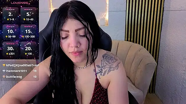Misslustrous_cn live cam on StripChat