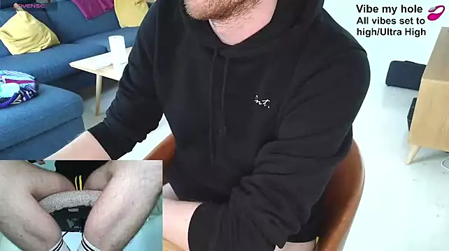 Pup_Noir live cam on StripChat