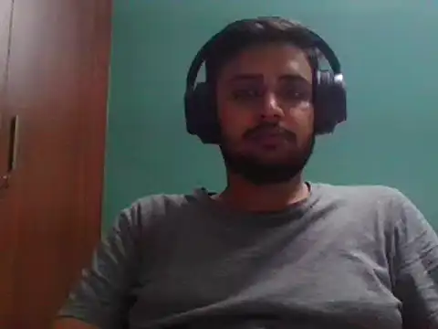 rahulsaxy live cam on StripChat