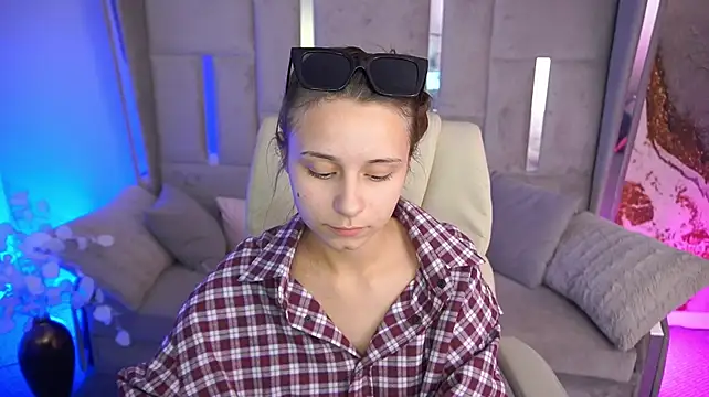 TinyNatalie