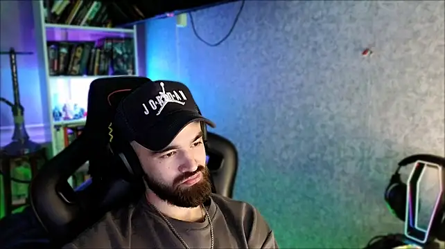 _Serious_Man live cam preview