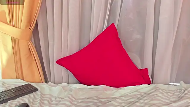 Yarha_Valois
