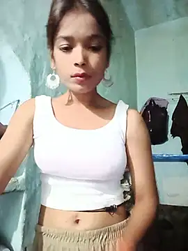 Charming_pari