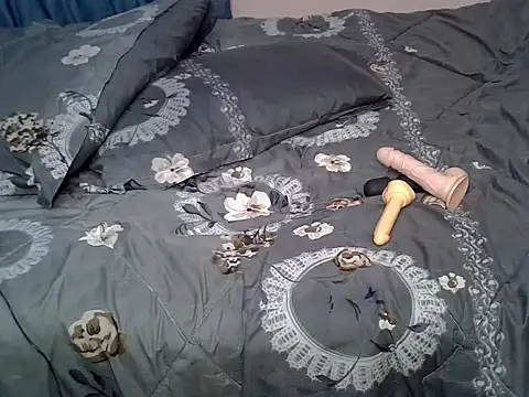 PetiteSassyy live cam preview