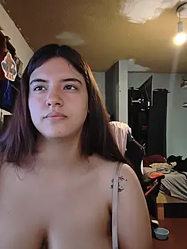 Carandrew live cam on StripChat