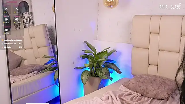 Ariia_Blaze live cam preview