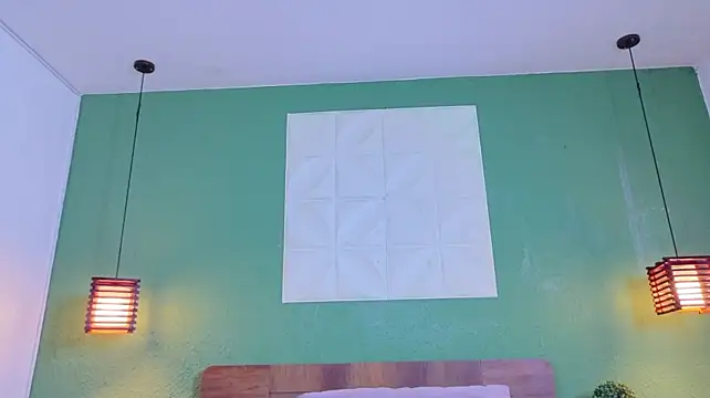 Slutty_hugetits live cam preview