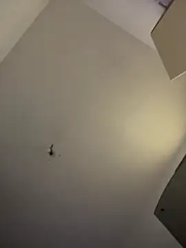 crisfootlicker live cam preview