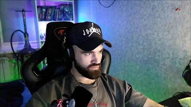 _Serious_Man webcam