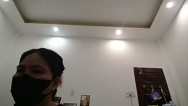Grass_99 live cam on StripChat