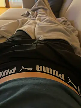 nightbound99 (M young) - play with dick