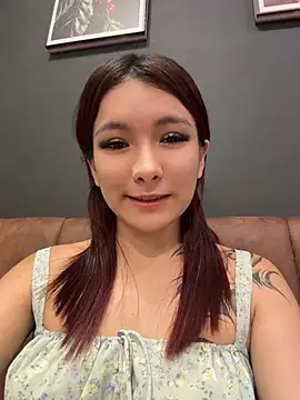 nai-velvel (F teen) - Suck fingers so sexy / public place