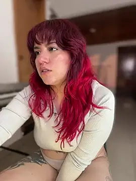 NikkiNix