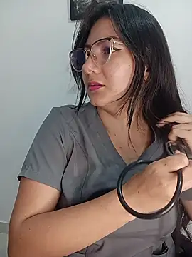 mia_nala