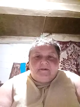 InfinitiGrace48 webcam