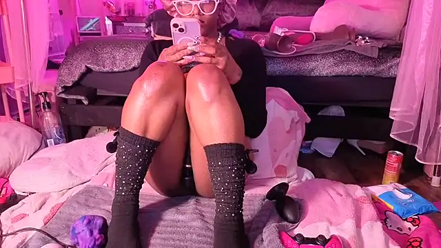 VixenCapri live cam preview