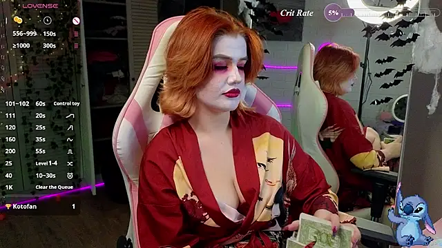 RedVelveten live cam preview