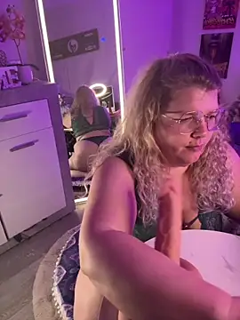 KimberlyCurves
