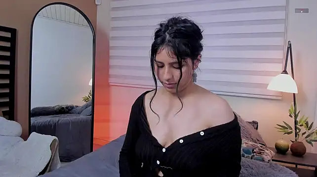 Savannah_Cameron