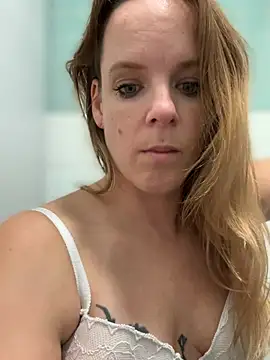 SexyMilf_1987 live cam preview