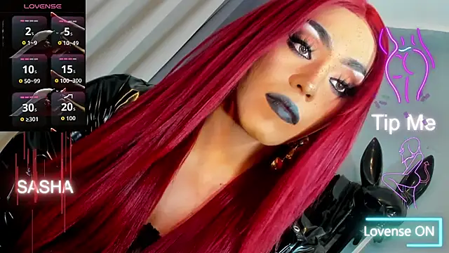 DominaAurumXXX live cam preview
