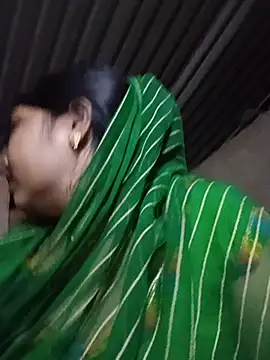 Rashili_jaan live cam preview