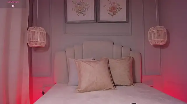 allisonpariss live cam preview