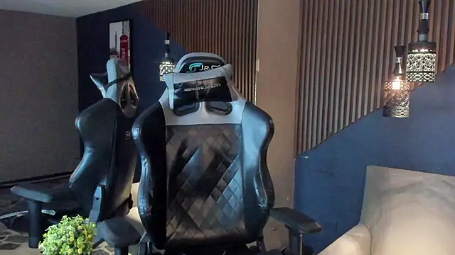 TheGhostforeeonss live cam preview