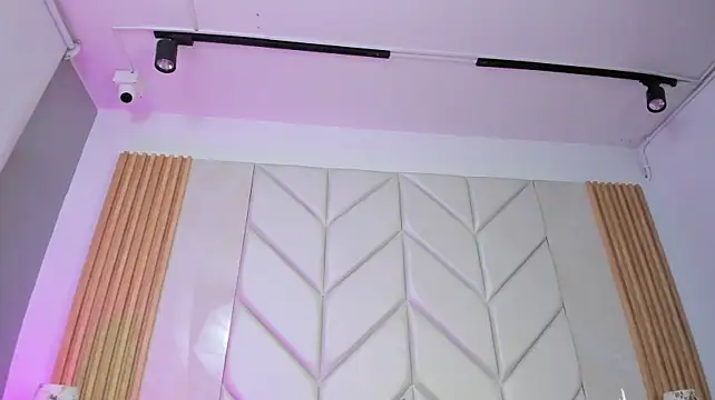 HeidyJones live cam preview
