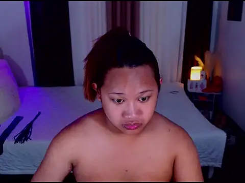 Lustsaintmolly live cam preview