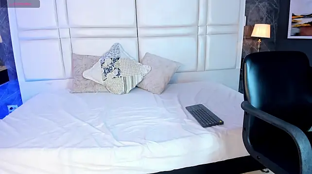 Laraa_smithh live cam preview